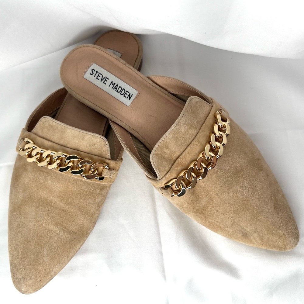 Steve Madden Beige Suede Mules with Gold Chain